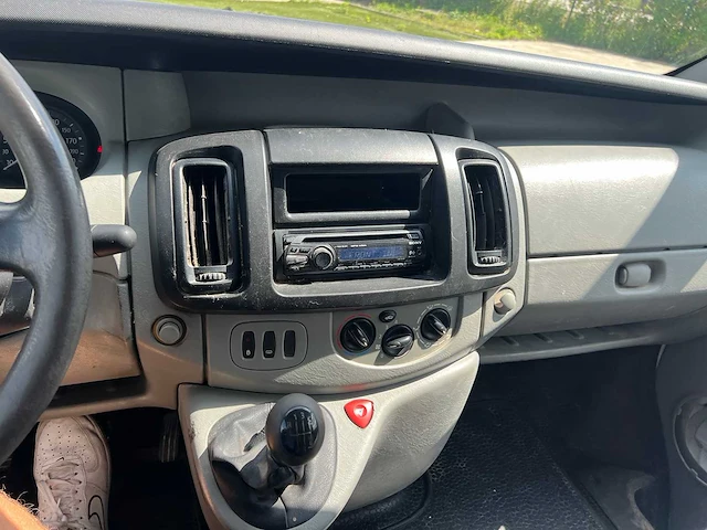 Renault - 2007 - trafic - personenauto - afbeelding 25 van  39