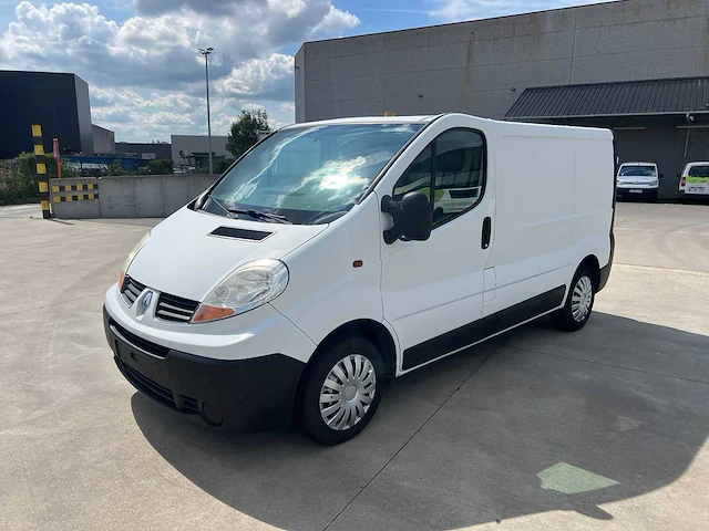 Renault - 2007 - trafic - personenauto - afbeelding 23 van  39