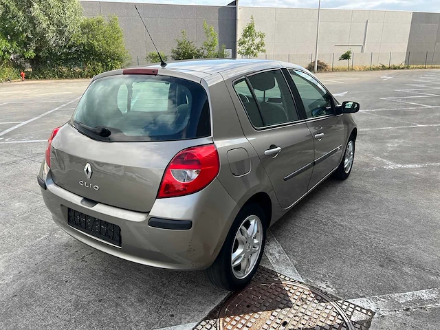 Renault - 2008 - clio - personenauto - afbeelding 3 van  23