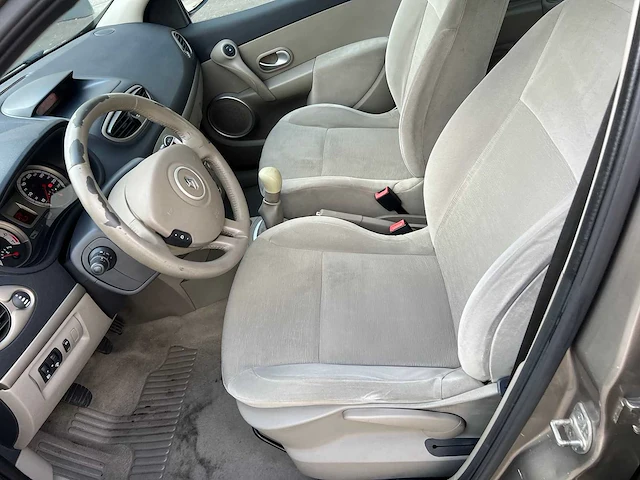 Renault - 2008 - clio - personenauto - afbeelding 7 van  23