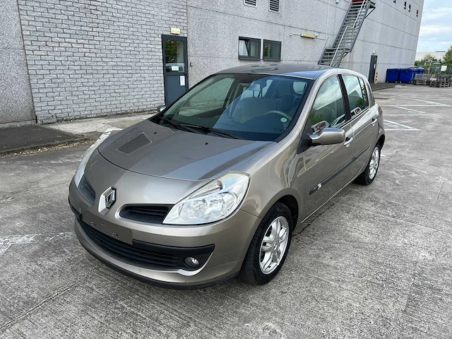 Renault - 2008 - clio - personenauto - afbeelding 12 van  23