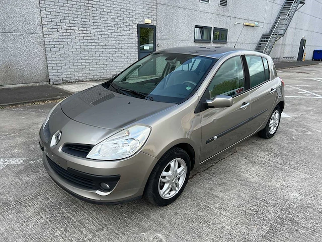 Renault - 2008 - clio - personenauto - afbeelding 19 van  23