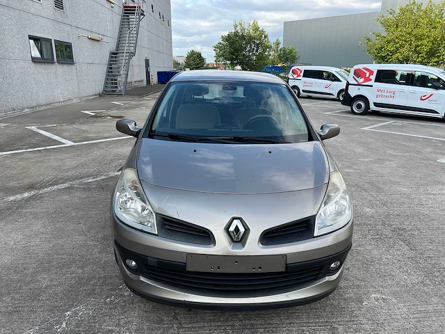 Renault - 2008 - clio - personenauto - afbeelding 20 van  23