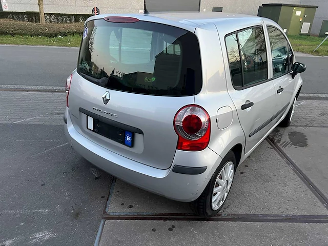Renault - 2008 - modus - personenauto - afbeelding 9 van  14