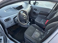 Renault - 2008 - modus - personenauto - afbeelding 13 van  14