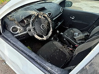 Renault - 2011 - clio - personenauto - afbeelding 3 van  15