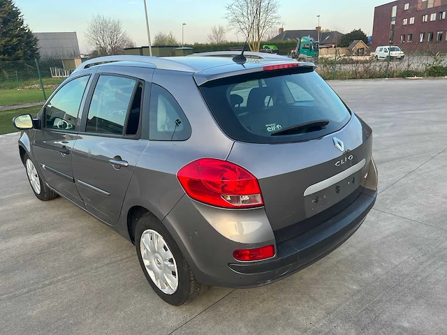 Renault - 2012 - clio - personenauto - afbeelding 4 van  27