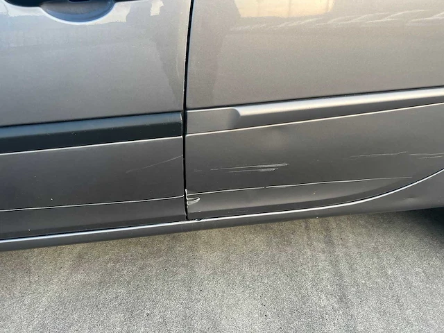 Renault - 2012 - clio - personenauto - afbeelding 8 van  27