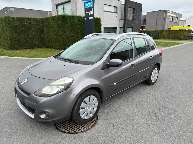 Renault - 2012 - clio - personenauto - afbeelding 1 van  20