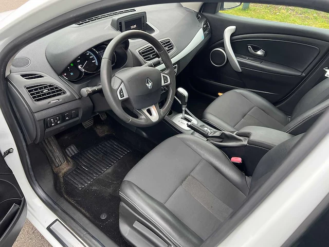 Renault - 2012 - zence - elektrisch - personenauto - afbeelding 15 van  33