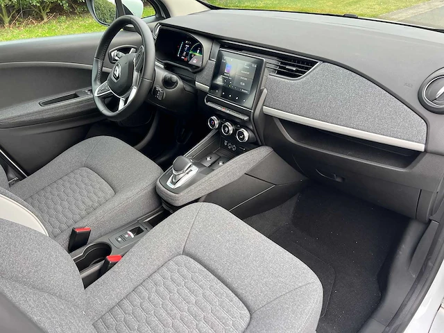 Renault - 2023 - zoe - elektrisch - personenauto - afbeelding 9 van  28