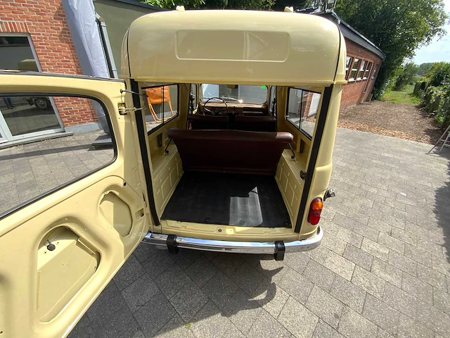 Renault - bestelwagen - r-4 fsa - oldtimer - afbeelding 21 van  52