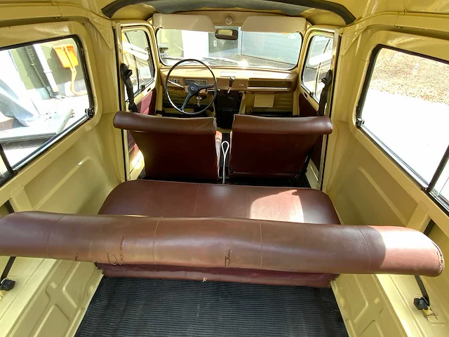 Renault - bestelwagen - r-4 fsa - oldtimer - afbeelding 27 van  52