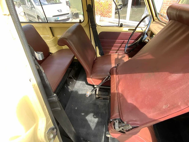 Renault - bestelwagen - r-4 fsa - oldtimer - afbeelding 29 van  52