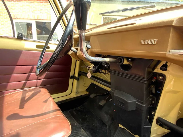 Renault - bestelwagen - r-4 fsa - oldtimer - afbeelding 36 van  52