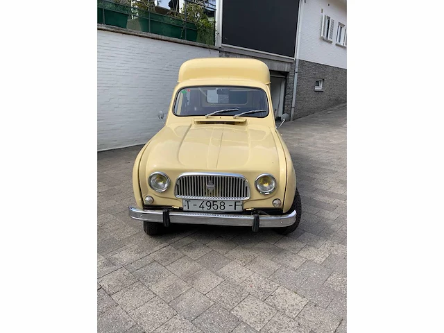 Renault - bestelwagen - r-4 fsa - oldtimer - afbeelding 34 van  52
