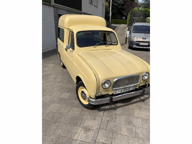 Renault - bestelwagen - r-4 fsa - oldtimer - afbeelding 50 van  52