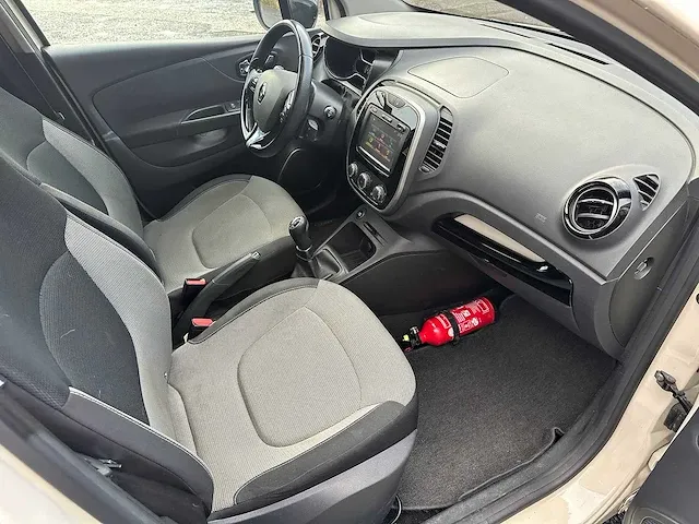 Renault - capture - personenauto - afbeelding 3 van  25