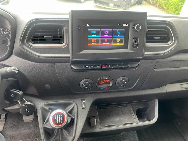 Renault - master - mf - van - afbeelding 3 van  18