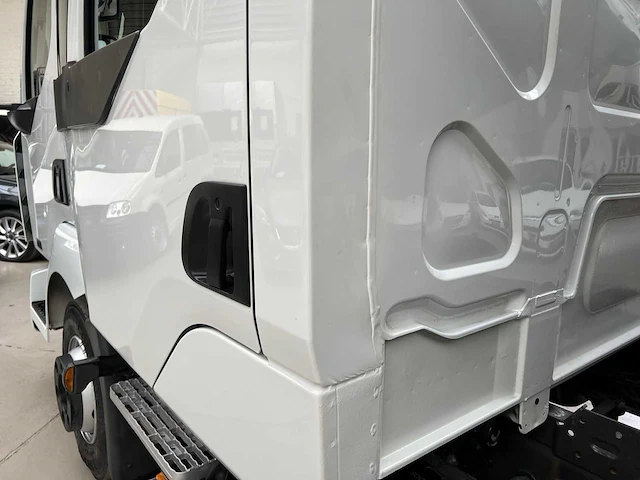 Renault - midlum - dubbele cabine - kipper - 2006 - afbeelding 11 van  27