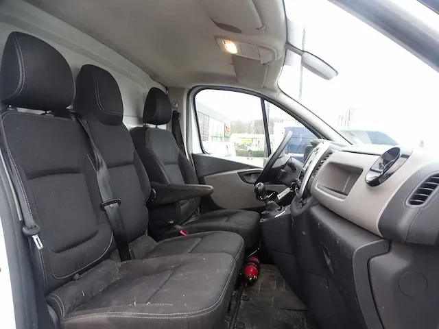 Renault - traffic - bedrijfswagen - afbeelding 4 van  24