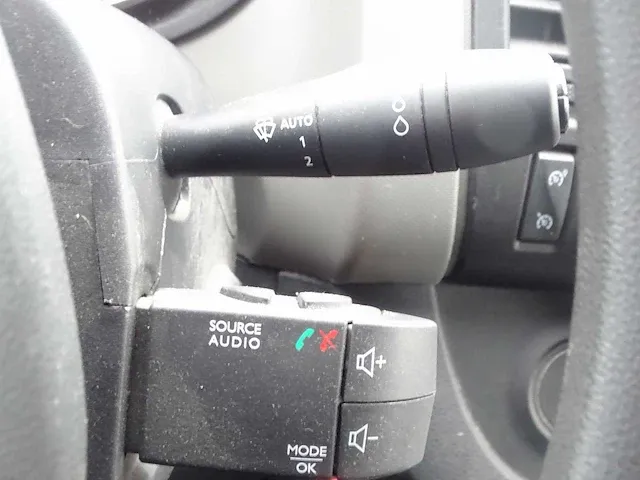 Renault - traffic - bedrijfswagen - afbeelding 13 van  24