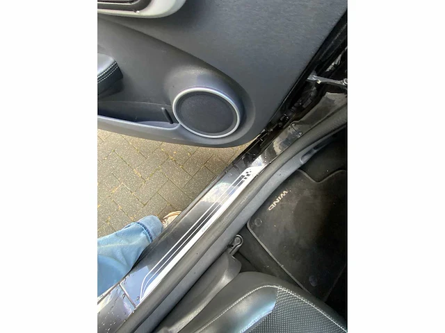 Renault - wind - n - car - 2010 - afbeelding 9 van  32