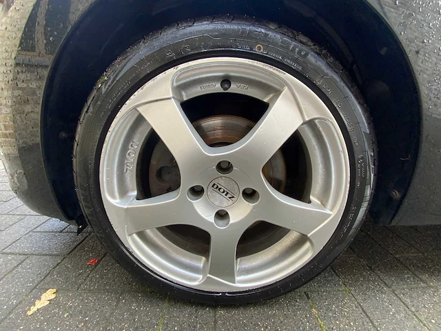 Renault - wind - n - car - 2010 - afbeelding 17 van  32