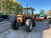 Renault 110.54 r7912 tractor