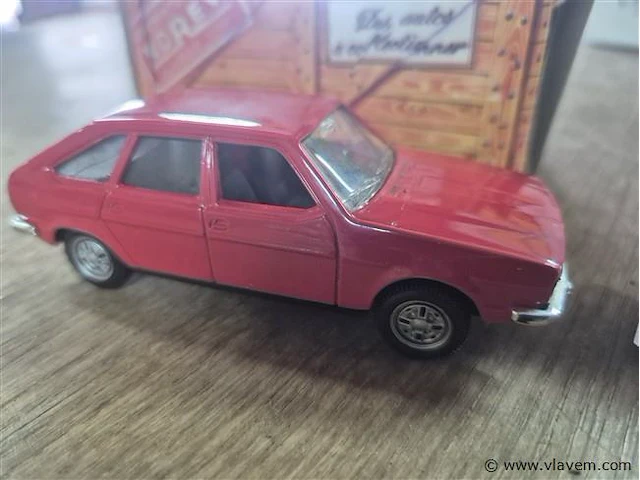 Renault 30 - afbeelding 2 van  3
