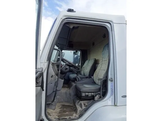 Renault 45aca8 - afbeelding 2 van  24