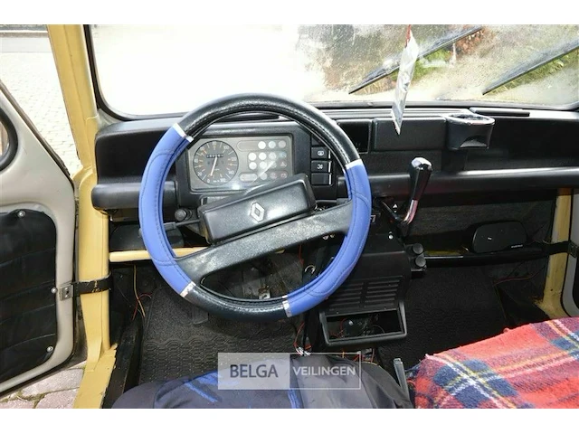 Renault 4 - afbeelding 34 van  38