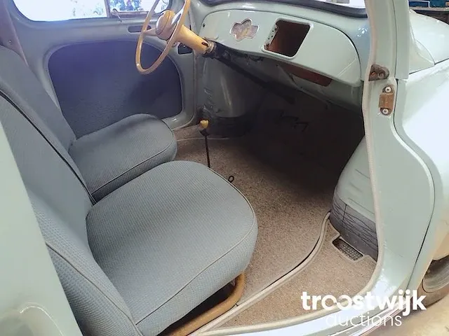 Renault 4cv - afbeelding 25 van  60