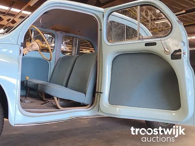 Renault 4cv - afbeelding 38 van  60