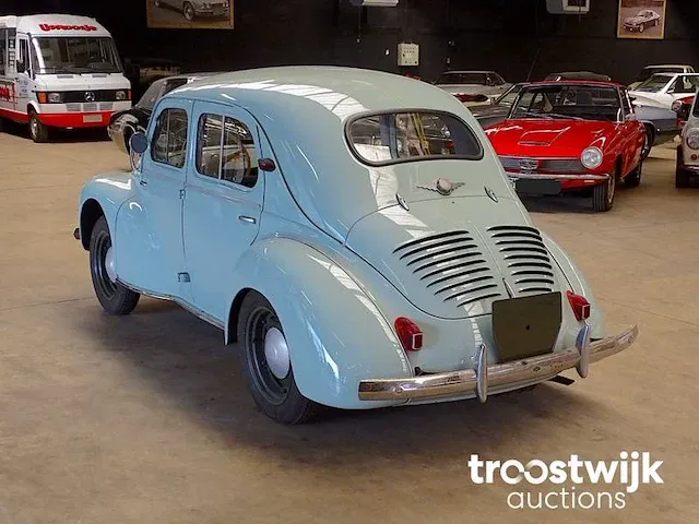 Renault 4cv - afbeelding 3 van  60