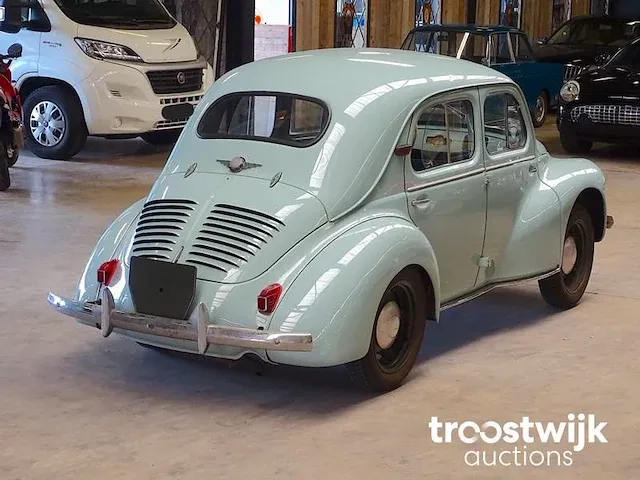 Renault 4cv - afbeelding 4 van  60