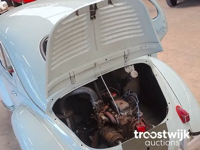 Renault 4cv - afbeelding 54 van  60
