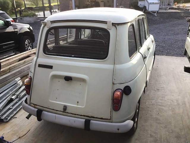 Renault 4l gtl voorouder uit 1981 - afbeelding 2 van  30