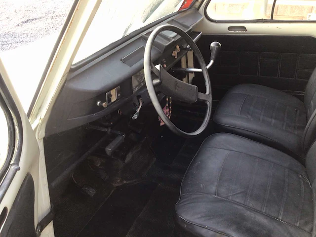 Renault 4l gtl voorouder uit 1981 - afbeelding 9 van  30
