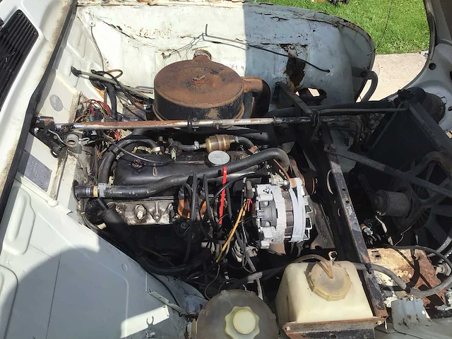 Renault 4l gtl voorouder uit 1981 - afbeelding 24 van  30