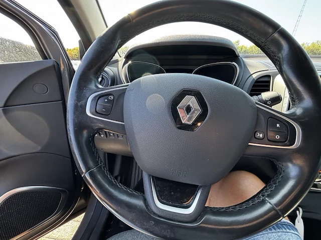 Renault captur intens 90 at, 2018 - afbeelding 13 van  25