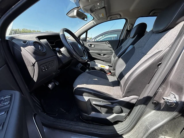 Renault captur intens 90 at, 2018 - afbeelding 17 van  25