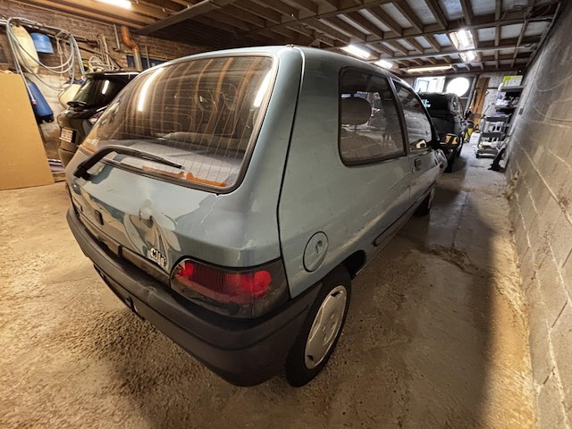 Renault clio, 1995 - afbeelding 18 van  23