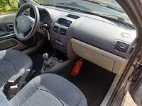 Renault clio, 2001 - afbeelding 4 van  18