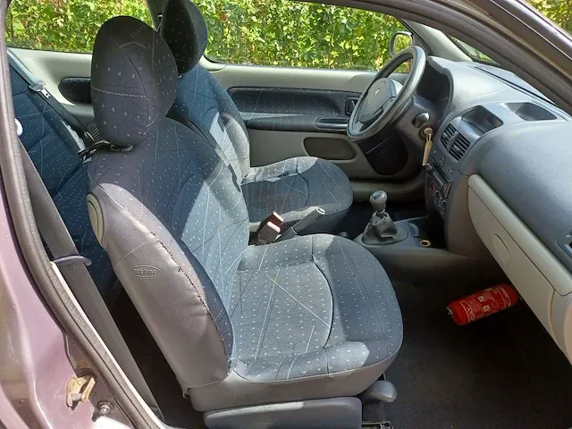 Renault clio, 2001 - afbeelding 5 van  18