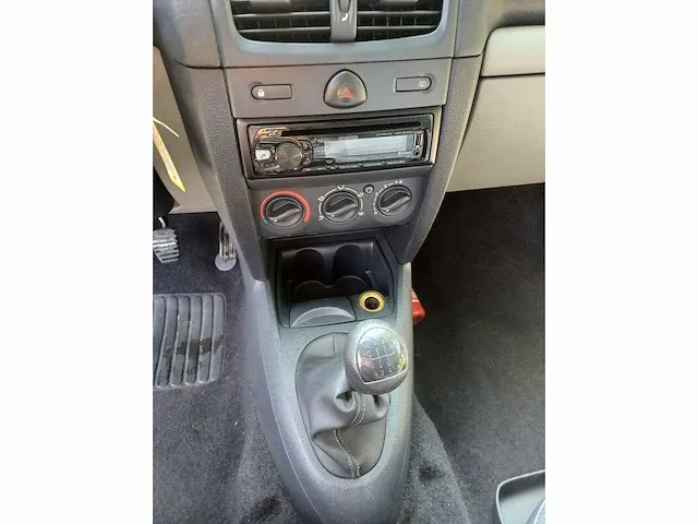 Renault clio, 2001 - afbeelding 7 van  18