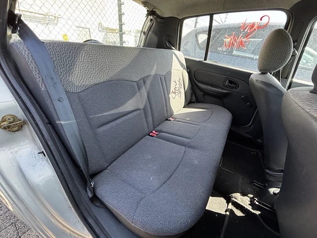 Renault clio, 2004 - afbeelding 18 van  31