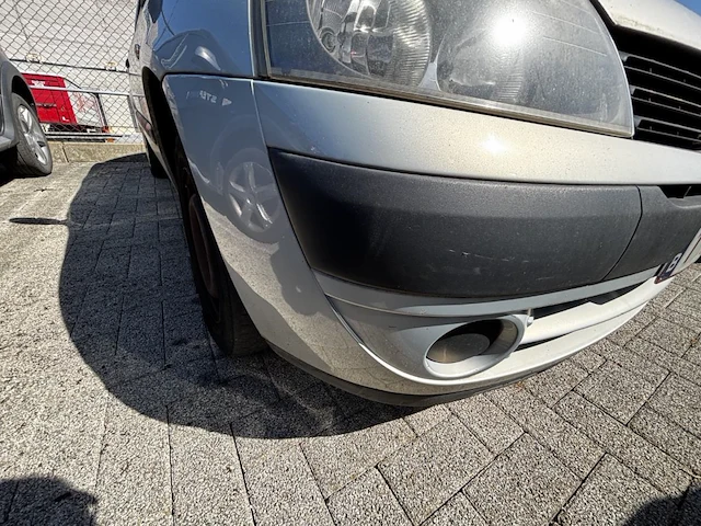 Renault clio, 2004 - afbeelding 23 van  31