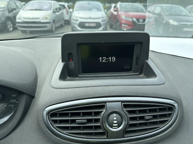 Renault clio, 2010 - afbeelding 3 van  27