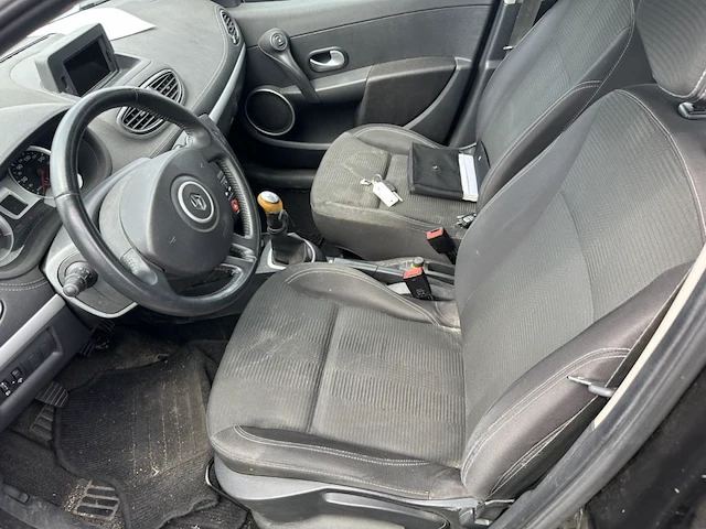 Renault clio, 2010 - afbeelding 24 van  27